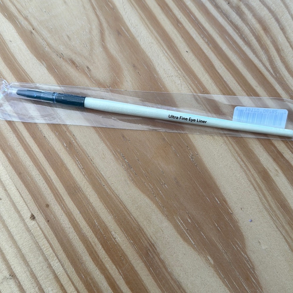 Bobbi Brown Ultra Fine Eye Liner Brush
